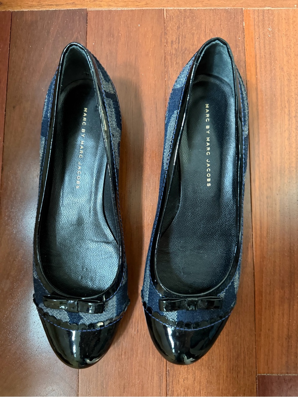 Marc by Marc Jacobs Navy and Black Patent Cap-Toe Flats 9.5